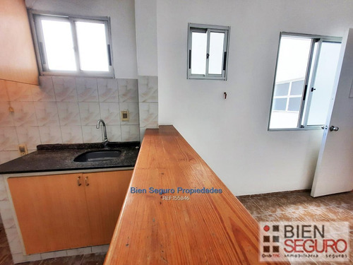 Apartamento De 3 Dormitorios En Alquiler En El Centro