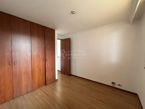 Apartamento En Venta En Los Balsos. Cod V776098