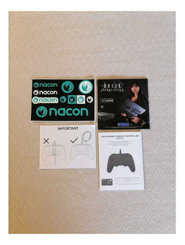 Joystick Nacon Wired Compact Controller for PS4 negro