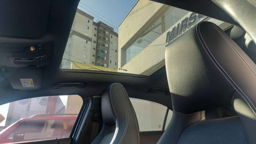 Imagem 11 de 12 de Mercedes Benz A 200 2018