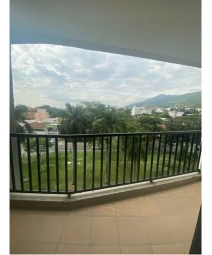 Venta Apartaestudio De 38mtrs2 En La Flora, Norte De Cali 11308.