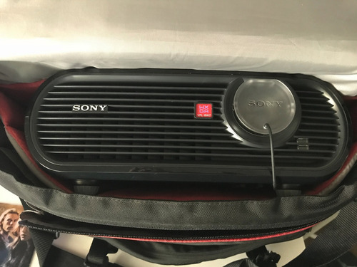 Projetor Sony Vpl-bw7 720p 2000 Lumens Wxga Assista Ac Troca