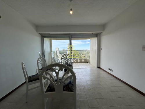 Oportunidad Venta De Apartamento Piso Alto En Roosevelt, Dos Dormitorios. Punta Del Este, Uruguay.