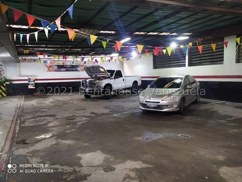 Imagen 4 de 12 de Local En Alquiler Parroquia La Candelaria 22-10028 Renta House Los Samanes