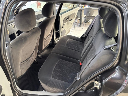 Renault Clio 1.6 PRIVILÉGE 16V FLEX 4P MANUAL