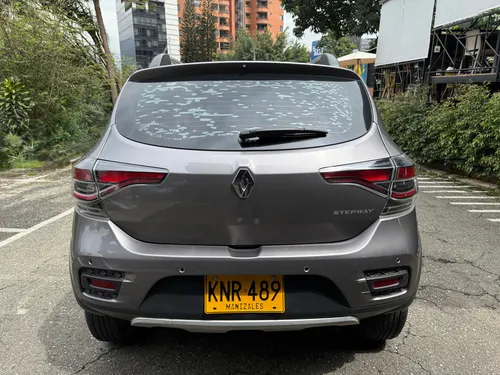 Renault Stepway 1.6 Intense Automática