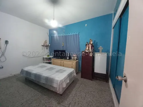 En Venta Amplia Casa En Coro