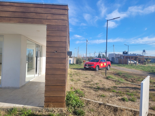 Excelente Casa En Los Tilos A Estrenar. Financiada