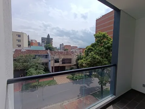 Apartamento En Arriendo Laureles 472-7213