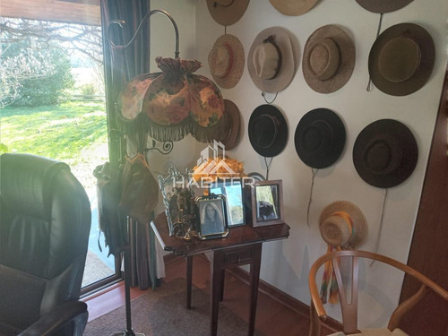 Casa En Venta De 4 Dorm. En Linares