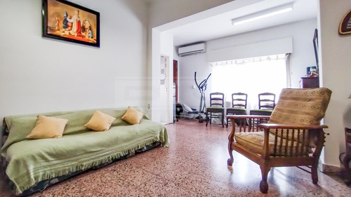 Casa 3 Dormitorios Venta - Florida Oeste