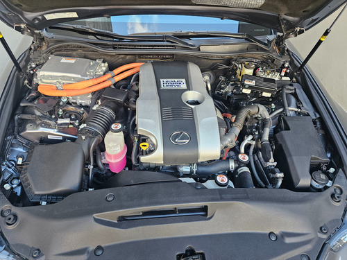 Lexus IS 2.5 300H Luxury