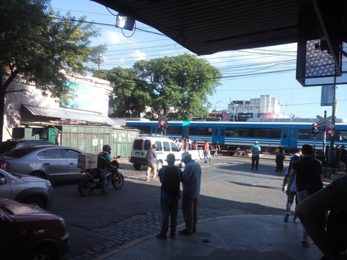 Imagen 4 de 10 de Local Frente A Estacion Galeria Cosmos A Mts De Cuzco