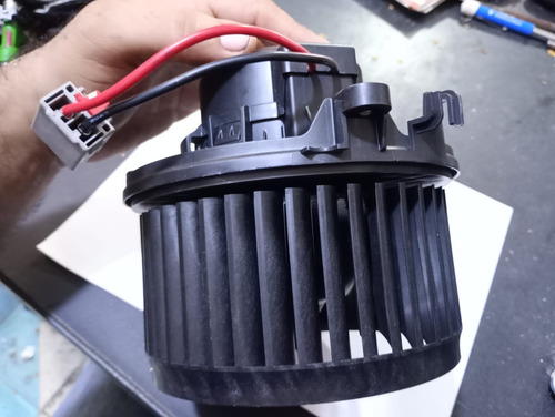 Motor Soplador Chevrolet Trax 2020-2024 42758430 (Usado)