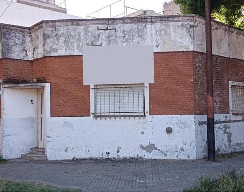 Casa Ideal Para Refacción O Construcción De Edificio