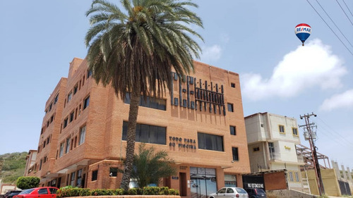 Re/max 2mil Vende Oficina En Centro Empresarial Esparta, Av. Jóvito Villalba, Mun Maneiro, Isla De Margarita, Edo. Nueva Esparta