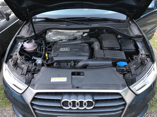 Audi Q3 2016 2.0 Tfsi Attraction S-tronic Quattro 5p