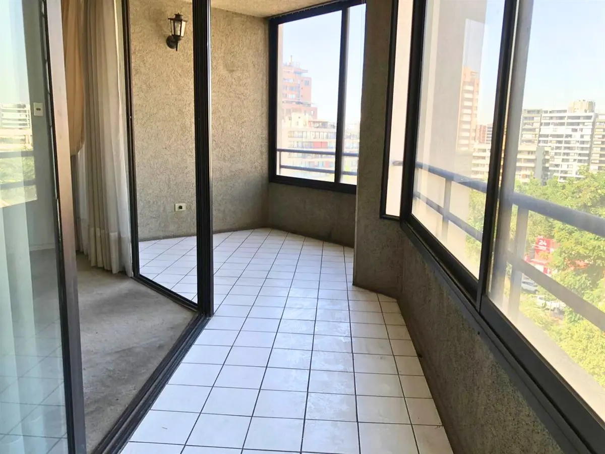 Imagen 4 de 16 de Departamento En Venta De 2 Dorm. En Las Condes