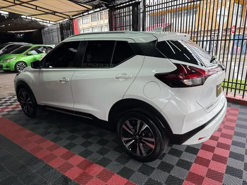 Nissan Kicks 1.6 Advance Aut