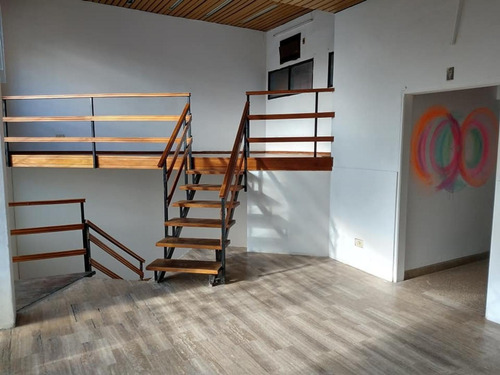 Imagen 8 de 30 de Venta Local Comercial + Departamento Con Patio 530 E/6 Y 7