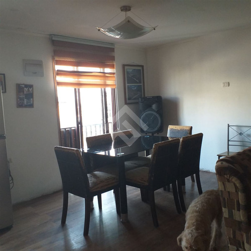 Casa En Venta De 4 Dorm. En La Florida