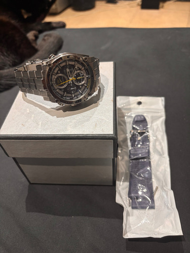 Bulova Presicionist Plata Negro Negro (Usado)