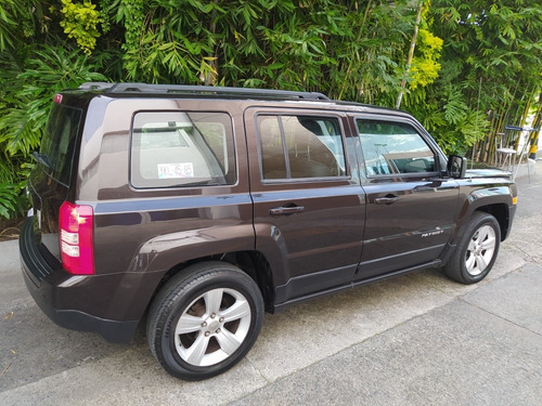 Imagen 8 de 15 de Jeep Patriot 2014 2.4 Sport Cvt