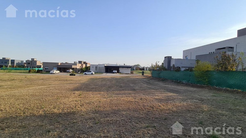 Lote En B° Cerrado Quinta Azucena Yerba Buena. Financiación