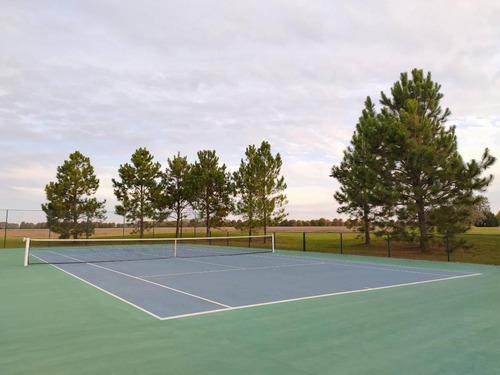 Terreno En Venta - 2.100mts2 - La Primavera Golf, Carlos Keen
