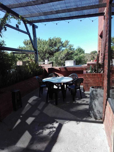 Imagen 13 de 14 de Alquilo En Pinamar Por Semana O Quincena Casa Para 8 Personas Con Pileta A Tres Cuadras Del Mar! (disponible Febrero 1era Quincena Y Marzo )