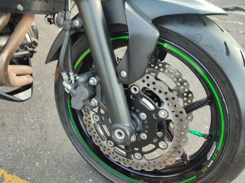 Kawasaki Er6n