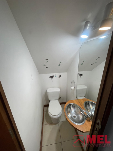 Casa En Venta De 4 Dorm. En Colina
