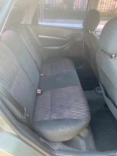 Ford Focus Lx Base Aa At