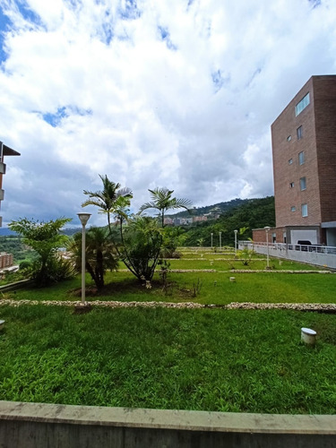 Imagen 18 de 19 de Espectacular Apartamento Pb En Venta En Lomas Del Sol 122m2