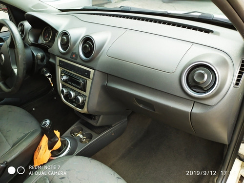 Volkswagen Saveiro 1.6 Trooper Cab. Estendida Total Flex 2p