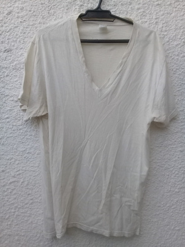 Camiseta Blanca Escote V Talle 44 Para Trabajo.