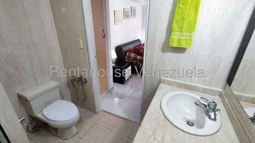 Apartamento En Alquiler En La Alameda. Sw Cod. 25-18459