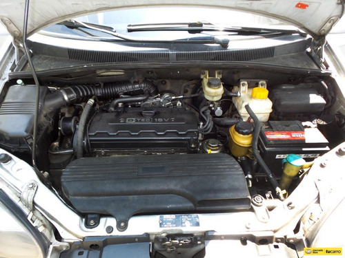 Imagen 14 de 25 de Chevrolet Vivant Lt