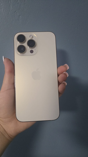 Apple iPhone 14 Pro Max (256 Gb) - Color Oro (Usado)