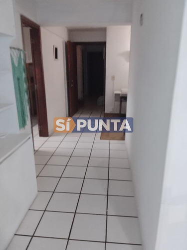 Imagen 8 de 23 de Venta De Apartamento 3 Dormitorios, 2 Baños, Balcon