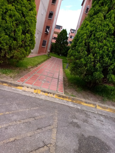Imagen 12 de 14 de Apartamento En Venta Conj. Residencial Terrazas Del Ingenio Guatire