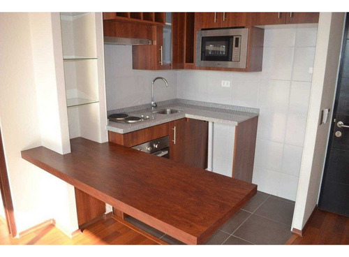 Venta 1 D Y 1 B/ Metro Irarrázaval/ Av Matta