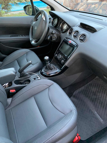 Imagen 14 de 17 de Peugeot 308 2016 1.6 Feline Thp 163cv