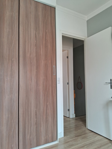 Casa Com Porteira Semi Fechado Em Condomínio Com Portaria 24