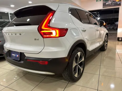 Volvo Xc40 B4 Mild Hybrid Ultimate 2023