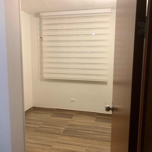 Arriendo Habitación Para Dama En Montecarlo V. Bogotá