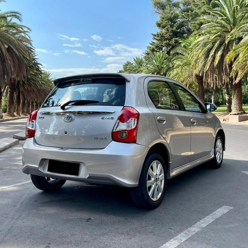 Imagen 4 de 10 de Toyota Etios 1.5 5ptas Xls At 2017