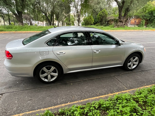 Volkswagen Passat 2.5 Highline L5 P Nave At