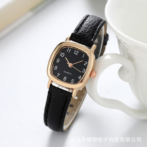K 1 Reloj De Cuarzo Con Esfera Cuadrada Y Correa Marrón.