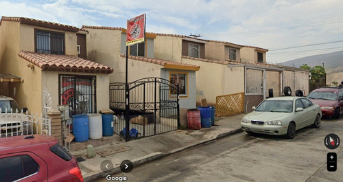 Sk14- Casa En Venta En Prol. Av. Ruiz 236, Fraccionamiento Los Encinos, 22819 Ensenada, B.c.